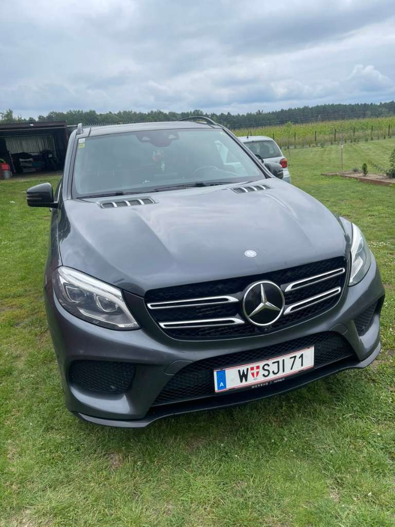 Mercedes-Benz GLE-Klasse 350 d 4MATIC SUV / Geländewagen