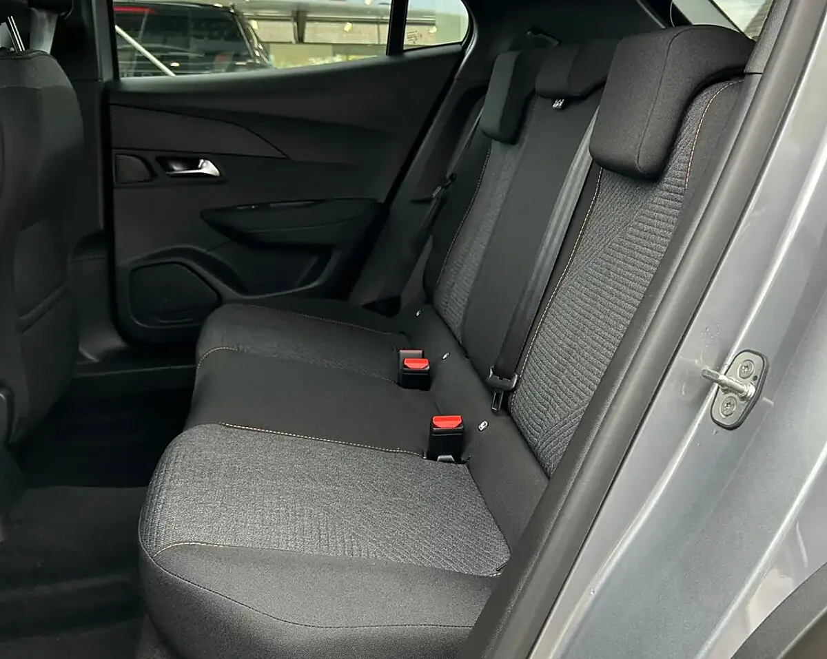 Peugeot 2008 100PS 1.2 PureTech – Bild 6