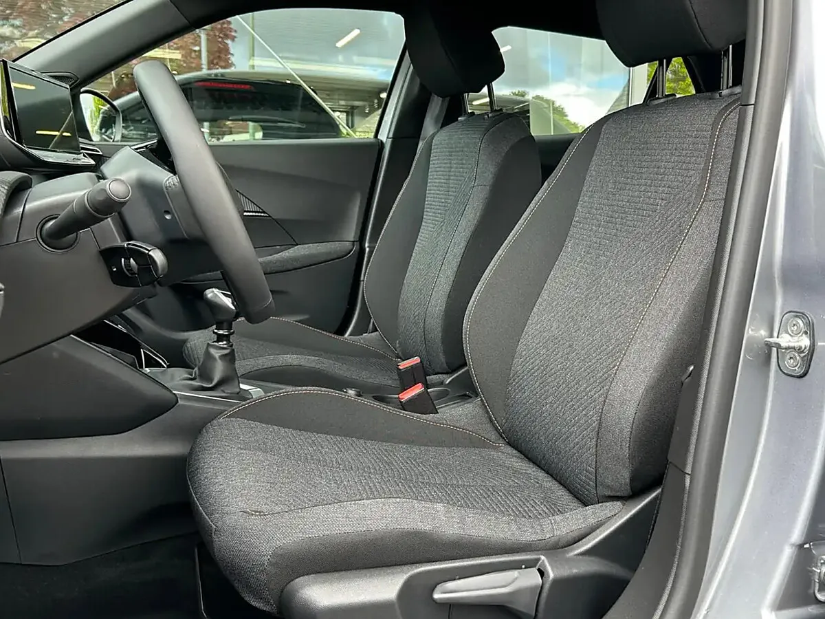 Peugeot 2008 100PS 1.2 PureTech – Bild 7