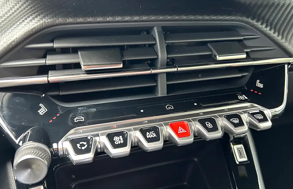 Peugeot 2008 100PS 1.2 PureTech – Bild 5