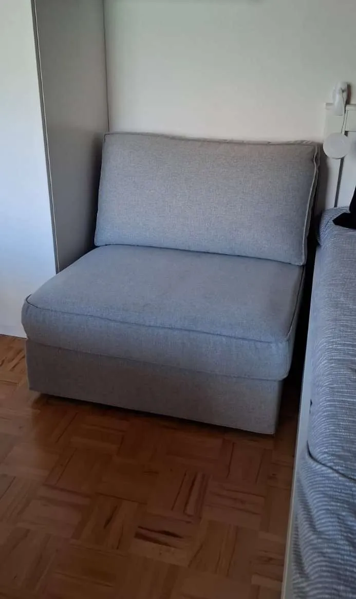 KIVIK 1er - Bettsofa, Tibbleby beige/ grau, € 230,- (9587 Oberschütt)