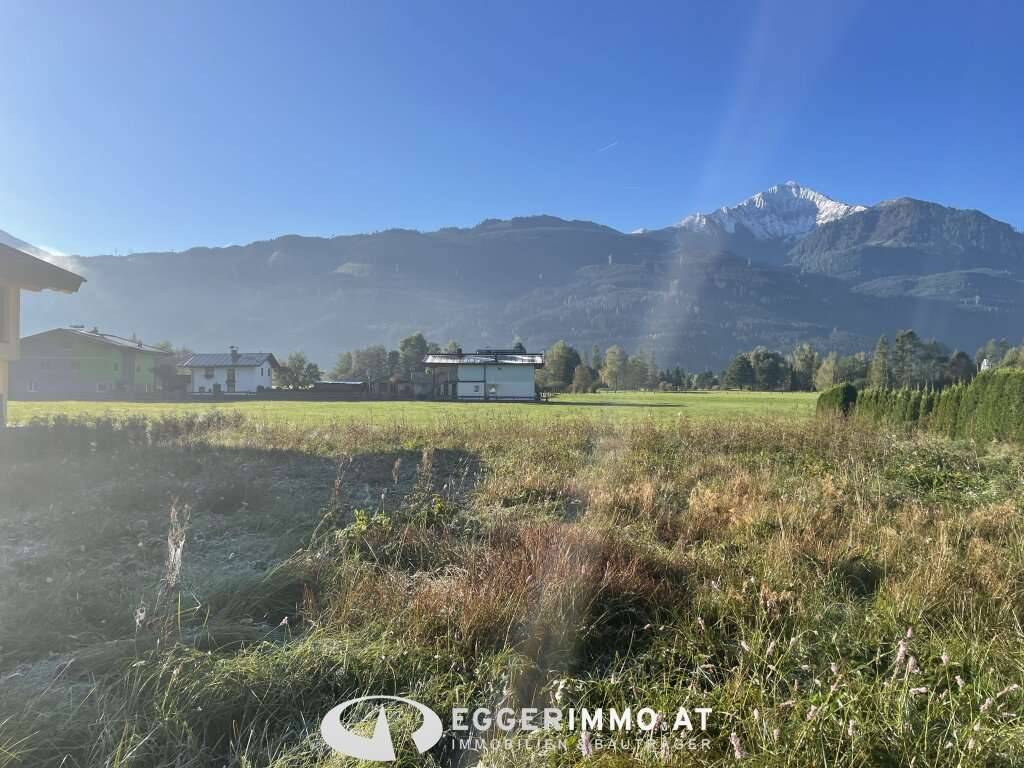 Atemberaubendes Grundstück mit traumhaften Blick auf das Kitzsteinhorn am Golfplatz zu verkaufen - Vista 2