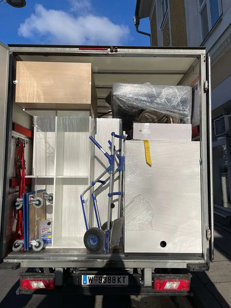 Günstige Umzug, Übersiedlung, Möbeltransport, Entrümpelung, Klavier Transport, Flügel Transport, Tresor Transport, Lastentaxi 20m3