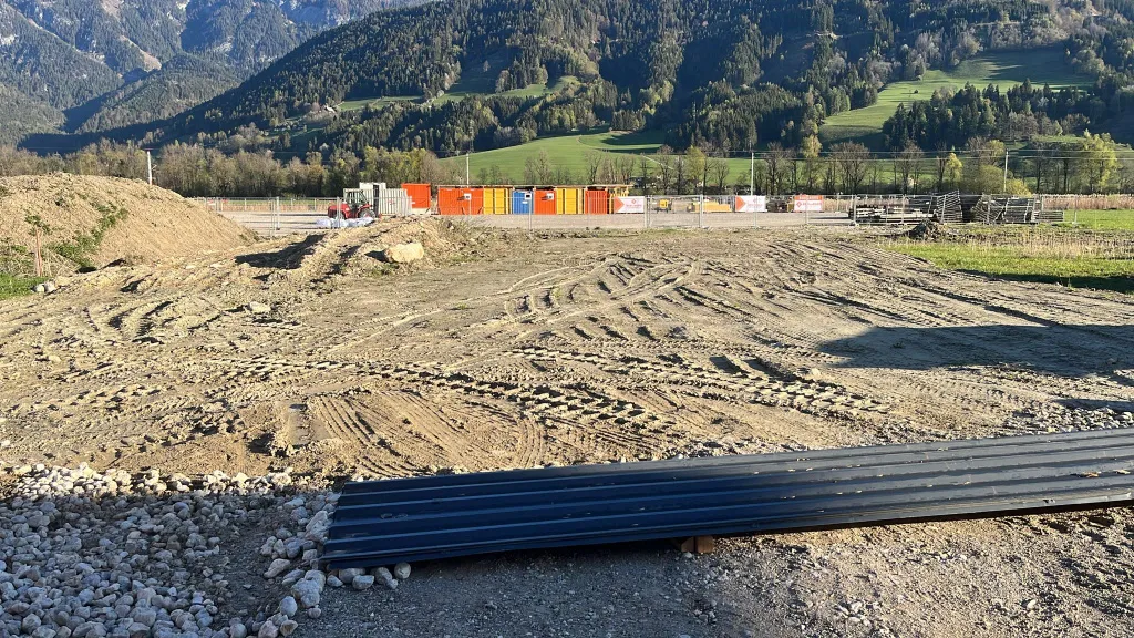 Gewerbegrund als Lagerfläche zu verpachten - Vista 2