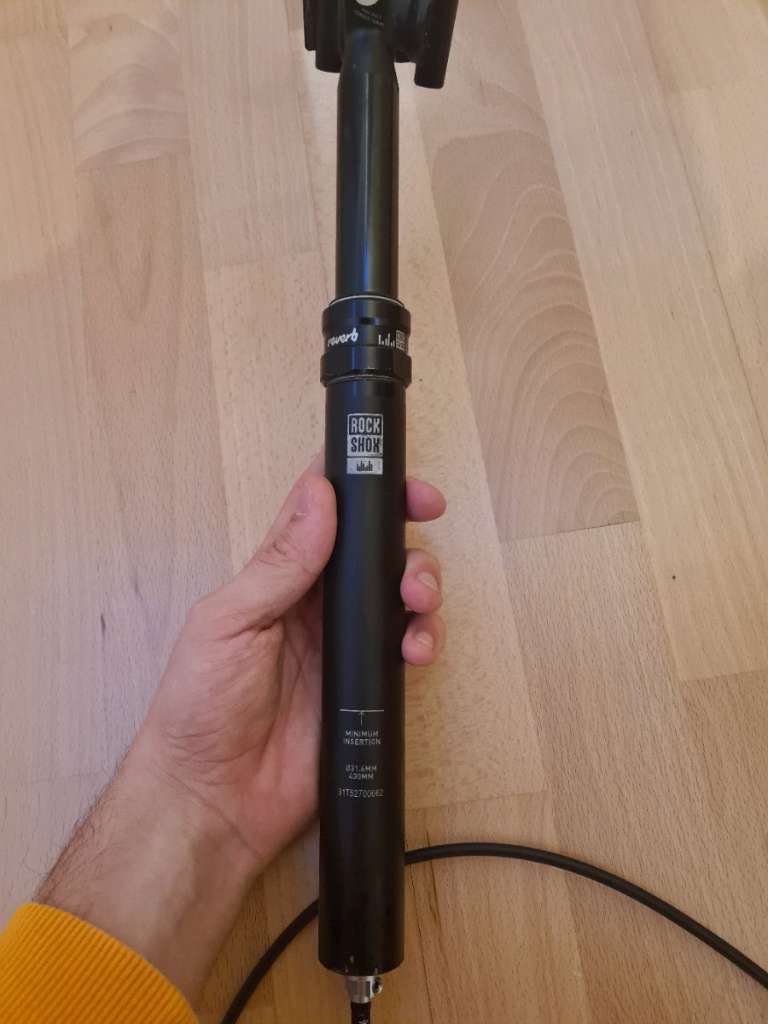 Rockshox Reverb Stealth 31,6mm - hydraulisch, € 40,- (2500 Baden) -  willhaben