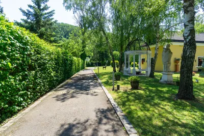 6-Zimmer-Immobilie kaufen in Sankt Pölten Land – 565 m², € 3.500.000 – Bild 28 von 31