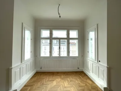 Helle 3 Zimmer Altbauwohnung unbefristet