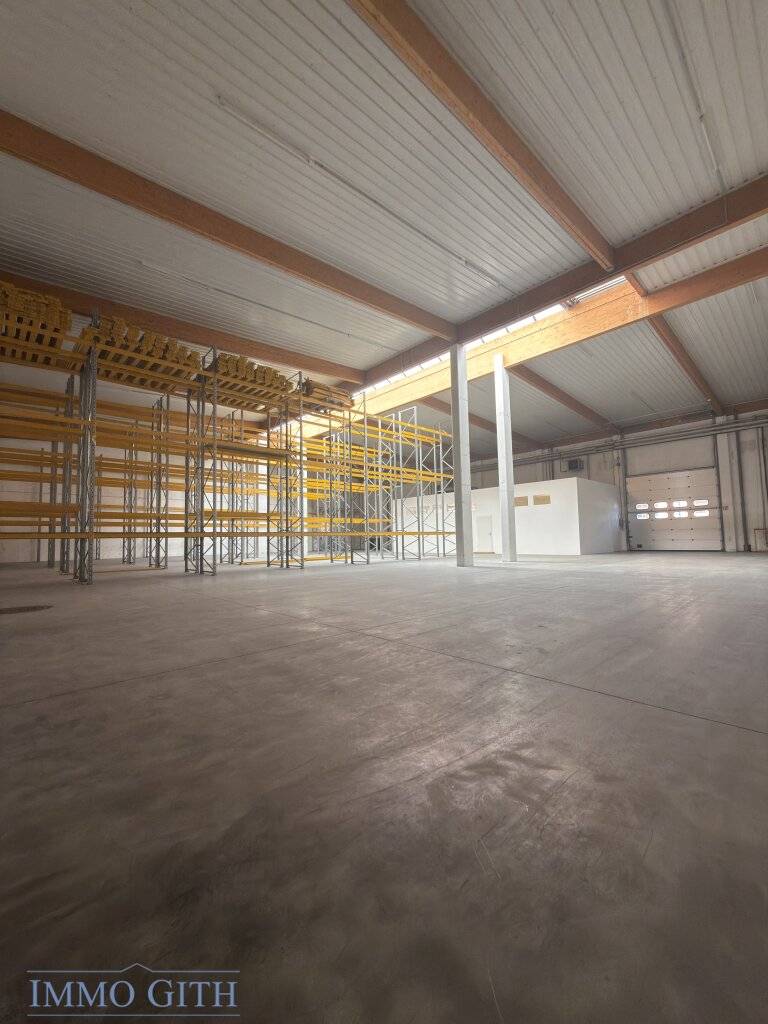 889 M² LAGERHALLE MIT MODERNEM KLIMABÜRO IN 1230 WIEN (TALPAGASSE 6, HALLE 7) - TOP LAGE BEI DER U6 & AUTOBAHN! - Ansicht 2