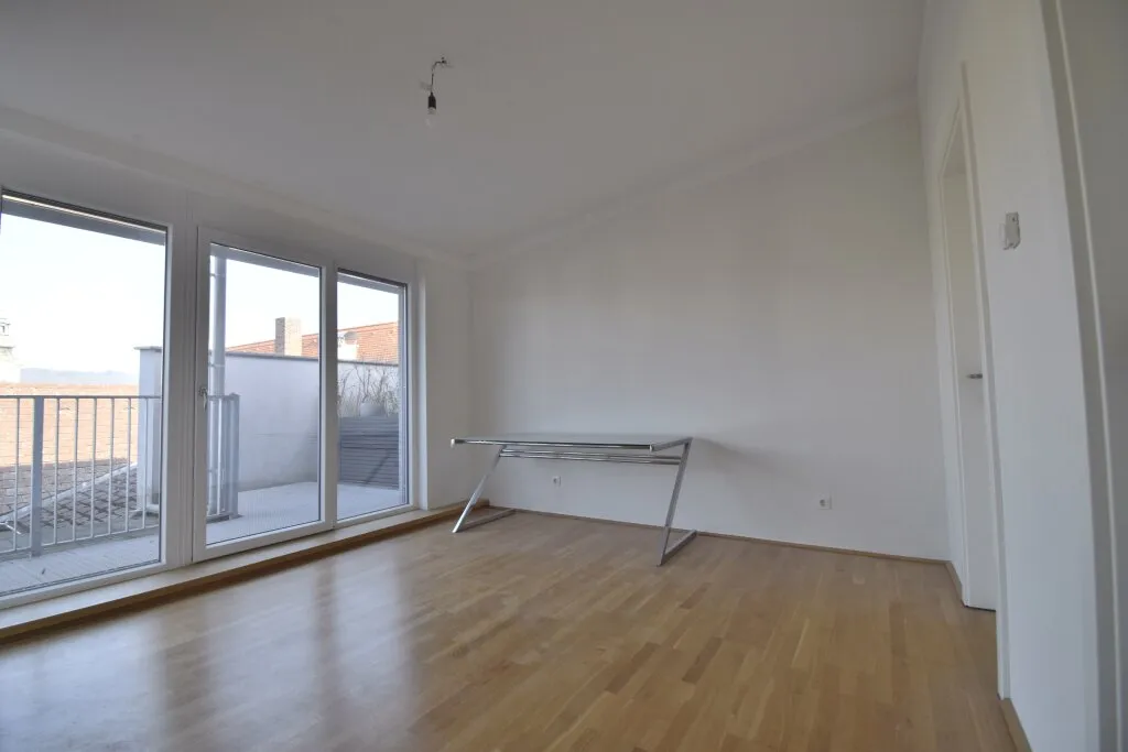 DACHGESCHOSSWOHNUNG mitten in der LINZER INNENSTADT - Ansicht 3