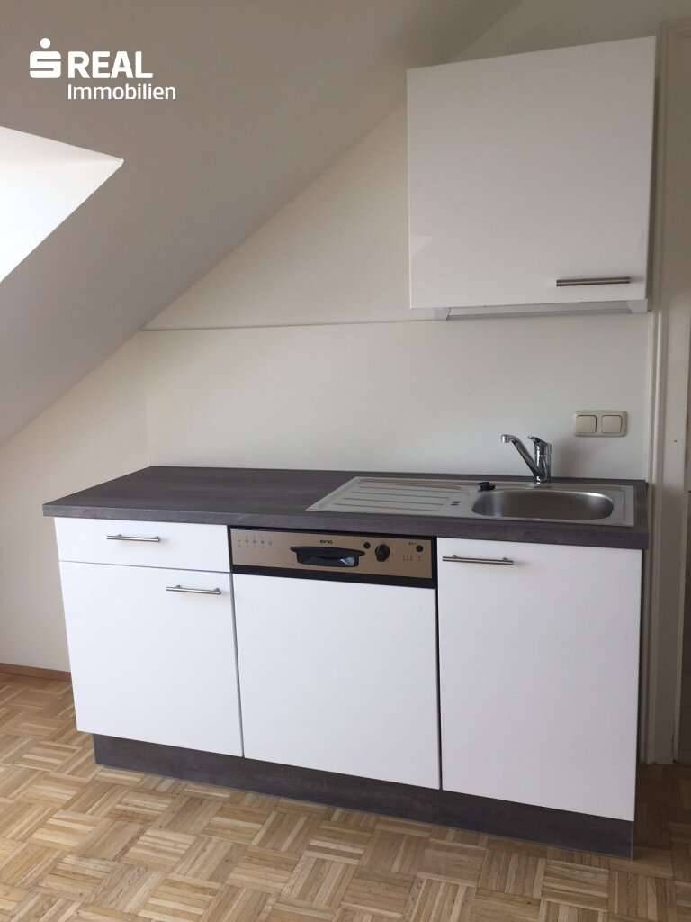 Großzügige Mietwohnung im Zentrum von Amstetten - Ansicht 3