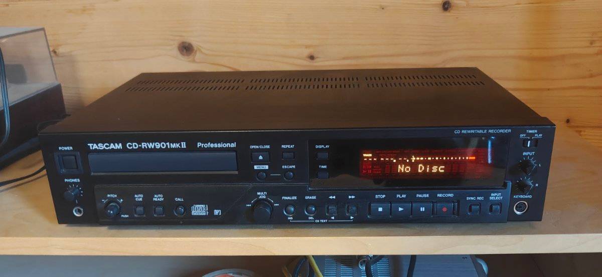 Used Tascam CD-RW901SL CD players for Sale | HifiShark.com