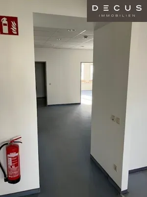 Gewerbeimmobilie mieten in Mödling – 268 m², € 11 – Bild 27 von 54