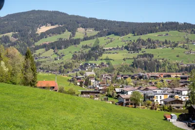 11-Zimmer-Haus kaufen in Kitzbühel – 362 m², € 3.000.000 – Bild 3 von 9