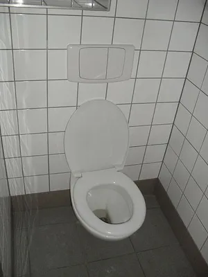 Gewerbeimmobilie mieten in Wiener Neustadt – 1 365 m², € 10.480 – Bild 44 von 47