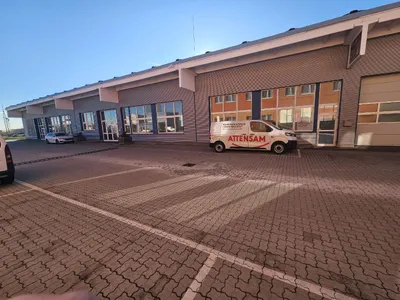 Gewerbeimmobilie mieten in Wiener Neustadt – 1 365 m², € 10.480 – Bild 47 von 47