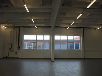 Gewerbeimmobilie mieten in Wiener Neustadt – 1 365 m², € 10.480 – Bild 32 von 47