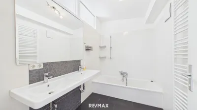 4-Zimmer-Wohnung mieten in Linz Land – 123 m², € 2.150 – Bild 15 von 19