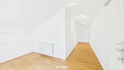 4-Zimmer-Wohnung mieten in Linz Land – 123 m², € 2.150 – Bild 10 von 19