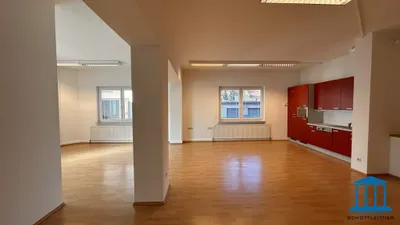 4-Zimmer-Gewerbeimmobilie mieten in Wiener Neustadt – 111 m², € 880 – Bild 2 von 22