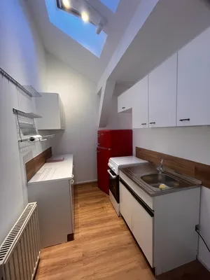 SCHÖNE DG- ZWEIZIMMER-WOHNUNG – Bild 2