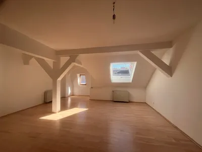 SCHÖNE DG- ZWEIZIMMER-WOHNUNG – Bild 3