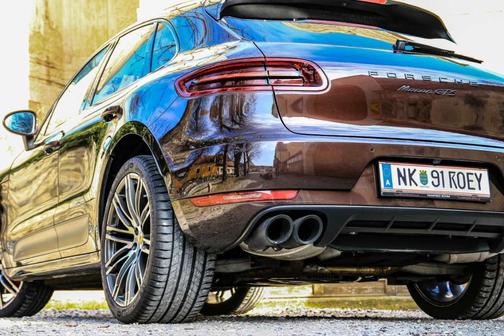 (verkauft) Porsche Macan GTS   *Standheizung*Panoramadach* SUV / Geländewagen