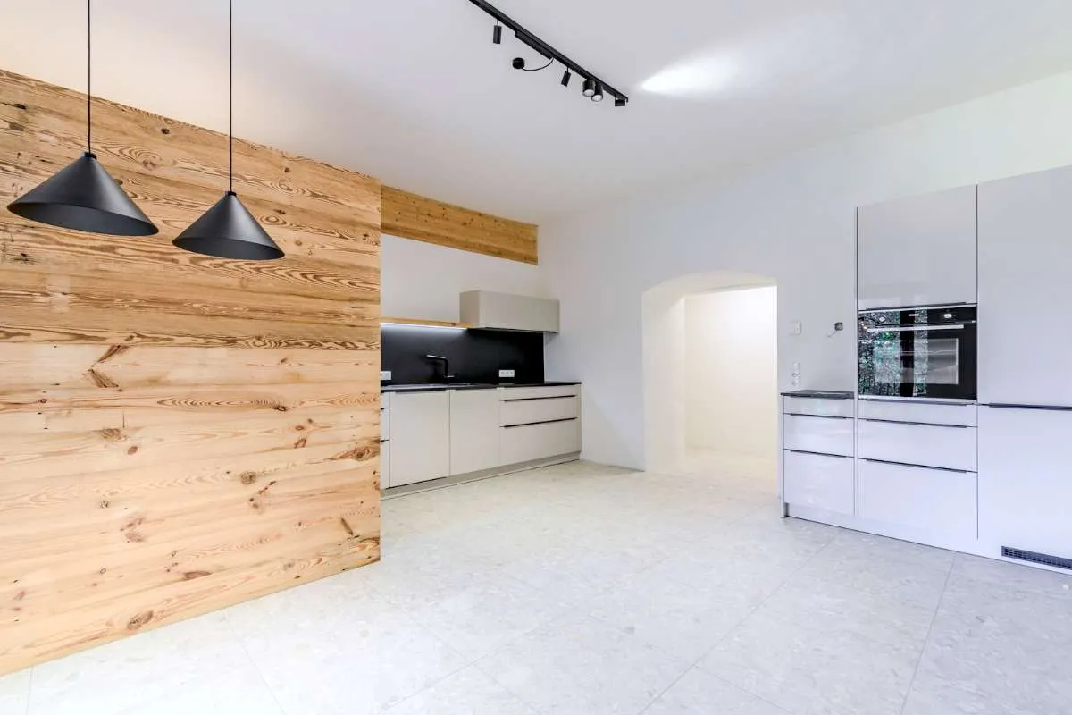 Elegante 4-Zimmerwohnung mit traumhaften Parkblick - Ansicht 2