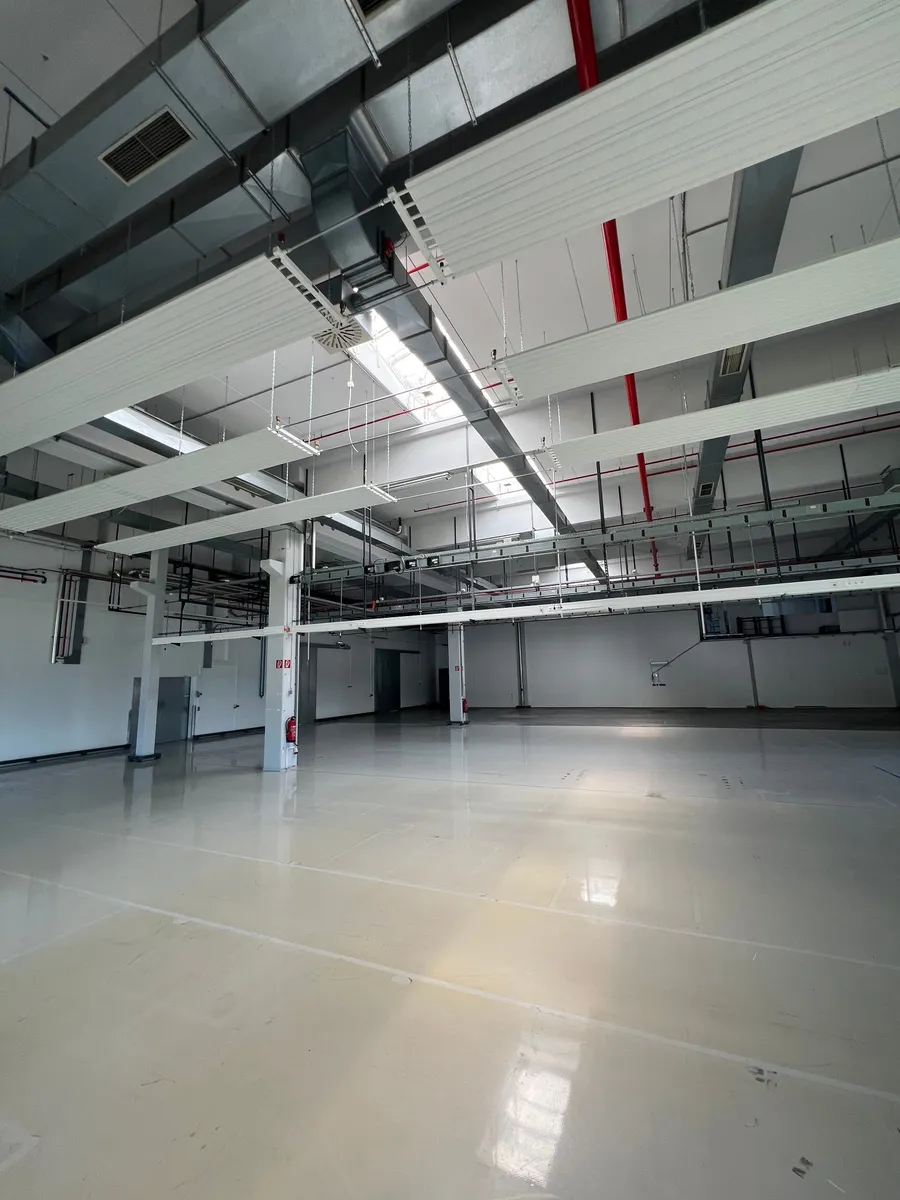 Produktions- / Lagerhalle ab sofort zu vermieten - Ansicht 3