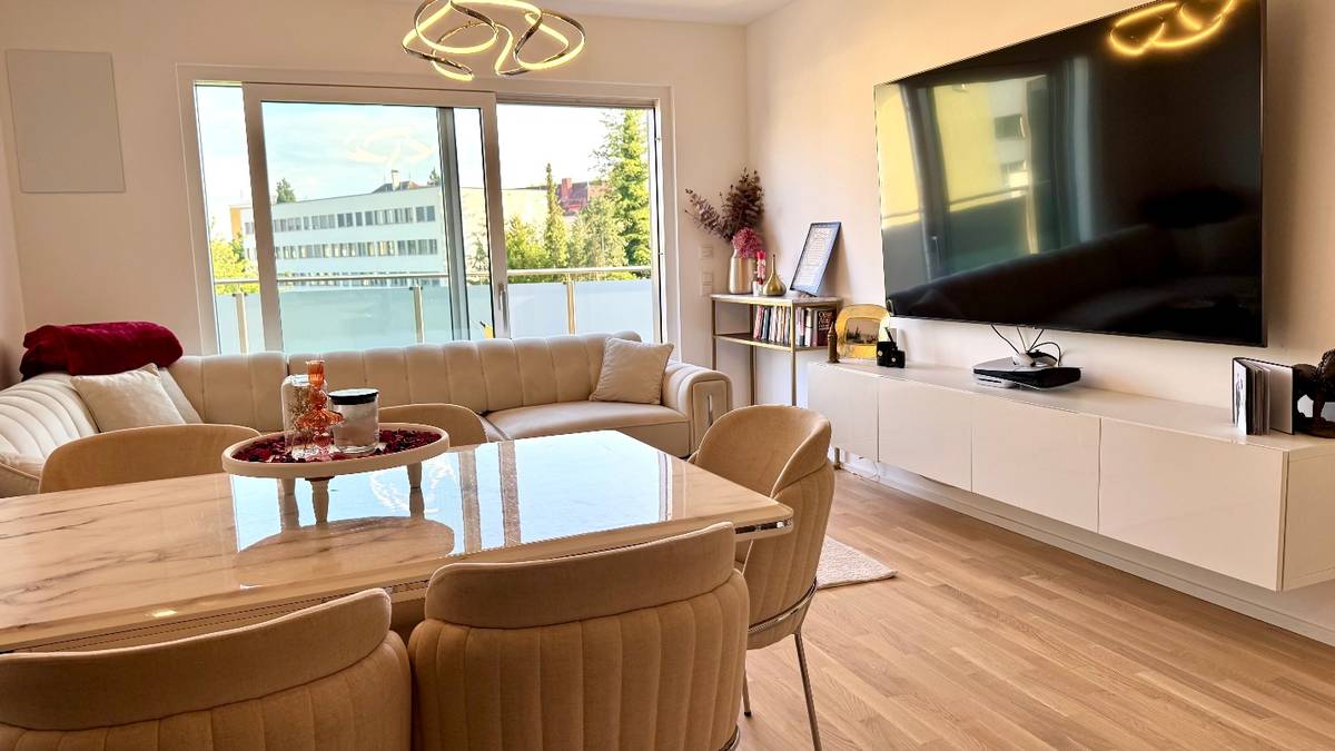 Moderne 2-Zimmer-Wohnung mit sonnigem Balkon im Herzen von Schärding! – pohled 2