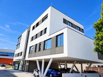5-Zimmer-Gewerbeimmobilie mieten in Salzburg Stadt – 122 m², € 1.936 – Bild 6 von 6