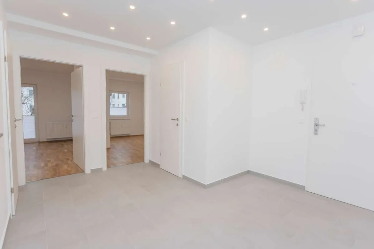 Moderne, komplett sanierte 3-Zimmer-Traumwohnung mit Balkon in Döblinger Bestlage! – pohled 2