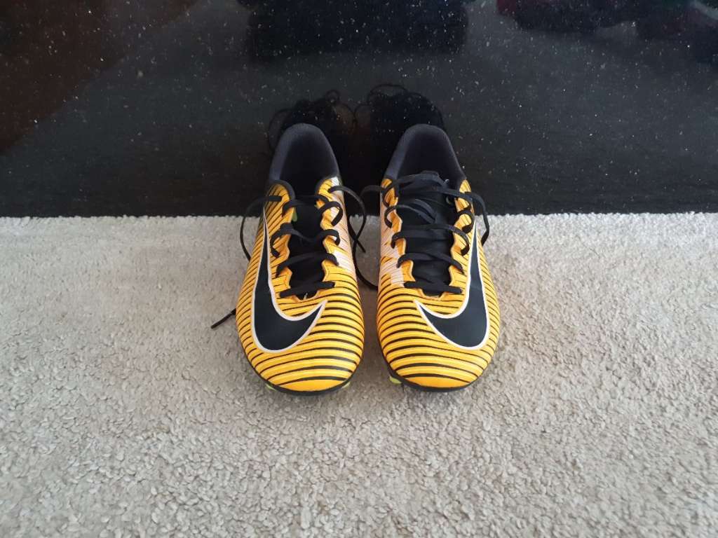 Fußballschuhe nike cheap größe 42