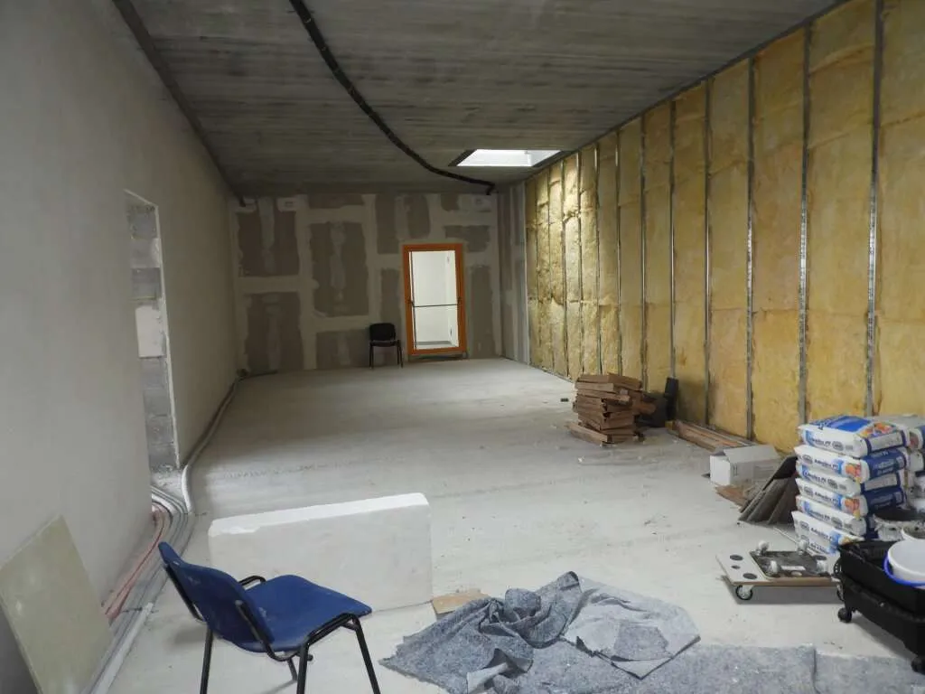 Moderne(s) Büro/Praxis mit ca. 247m² (51m², 91m² und 104 m²) im 1. OG in Eisenstadt, Burgenland - Erstbezug! - Ansicht 3