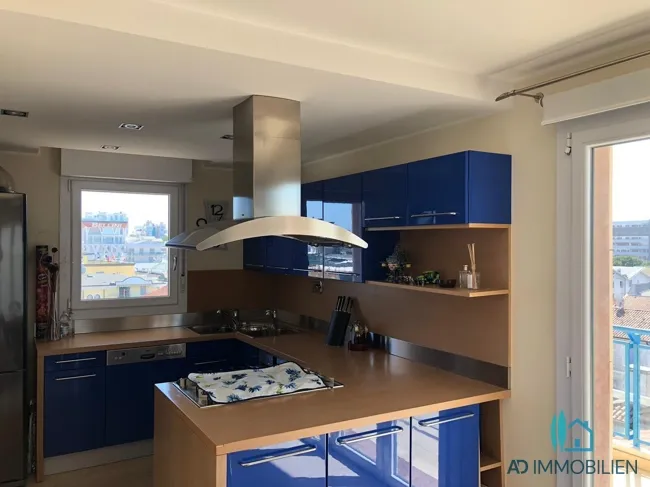 Exklusives Maisonette-Penthouse mit spektakulärer 360°-Dachterrasse im Herzen von Lignano Sabbiadoro - Ansicht 3