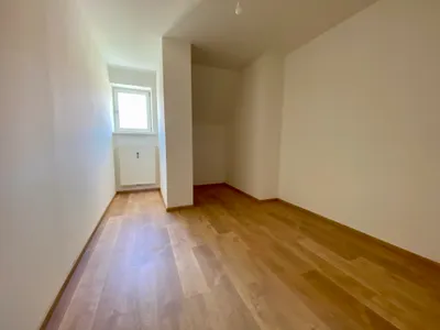 3-Zimmer-Wohnung mieten in Bruck-Mürzzuschlag – 82 m², € 848 – Bild 2 von 5
