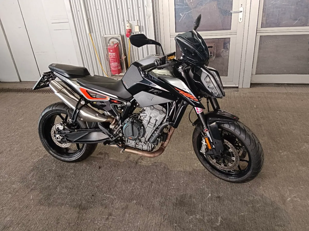 KTM 790 Duke