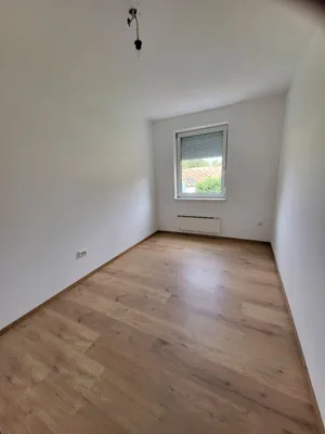 3-Zimmer-Wohnung kaufen in Tulln – 70 m², € 220.000 – Bild 8 von 19