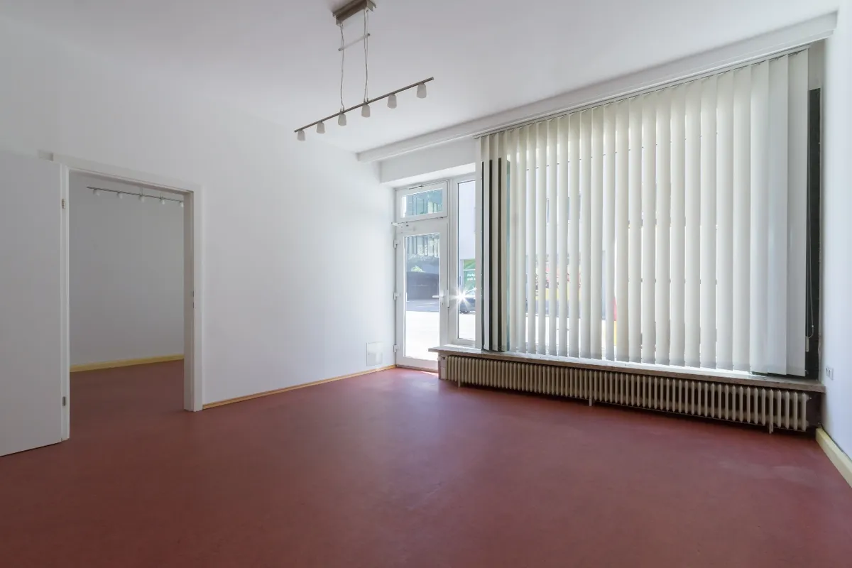 Büro / Geschäft: Zentrumsnähe - Ideale Verkehrsanbindung - Gute Sichtbarkeit - Ansicht 2