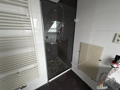 5-Zimmer-Wohnung mieten in Wien – 240 m², € 3.500 – Bild 33 von 38