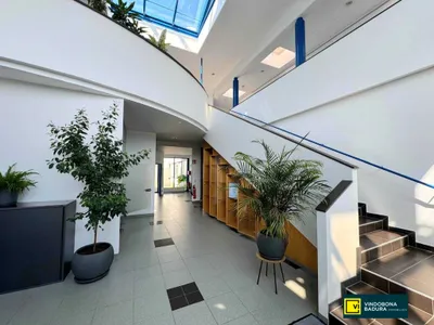 3-Zimmer-Gewerbeimmobilie mieten in Wien – 181 m², € 2.498 – Bild 1 von 16