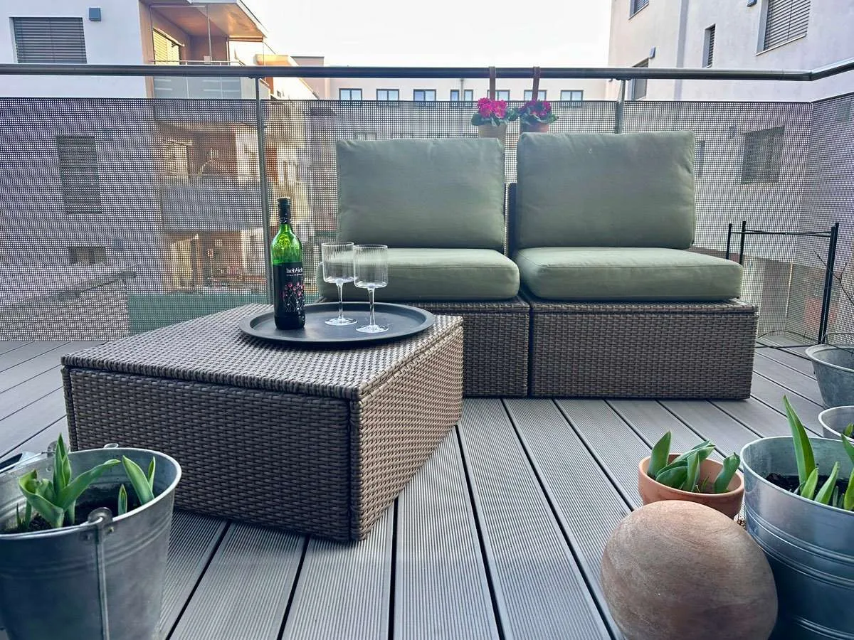 IKEA Balkon Lounge Set modular Sofa und Tisch, € 300,- (9020 Klagenfurt)