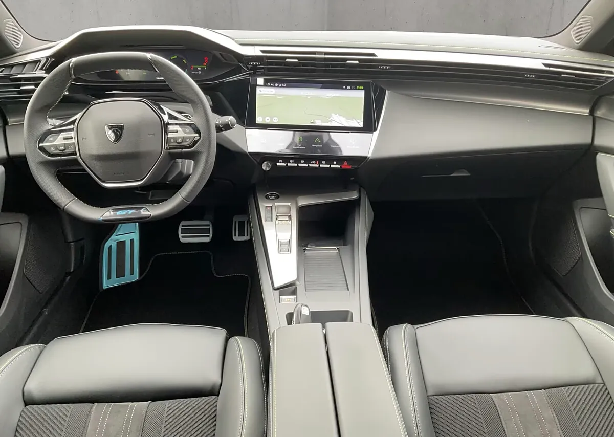 Peugeot 308 1.2 Hybrid 145 GT e-DCS6 – Bild 6