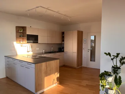 2-Zimmer-Wohnung mieten in Wiener Neustadt – 73 m², € 997 – Bild 2 von 9