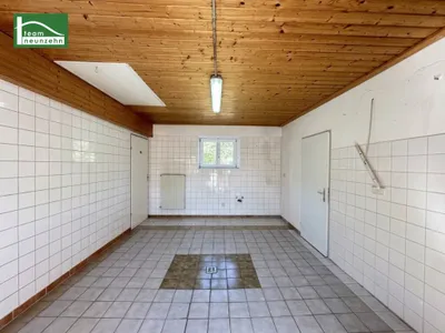 6-Zimmer-Haus mieten in Bruck an der Leitha – 321,22 m², € 4.712 – Bild 37 von 44