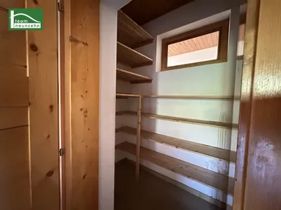 6-Zimmer-Haus mieten in Bruck an der Leitha – 321,22 m², € 4.712 – Bild 12 von 44