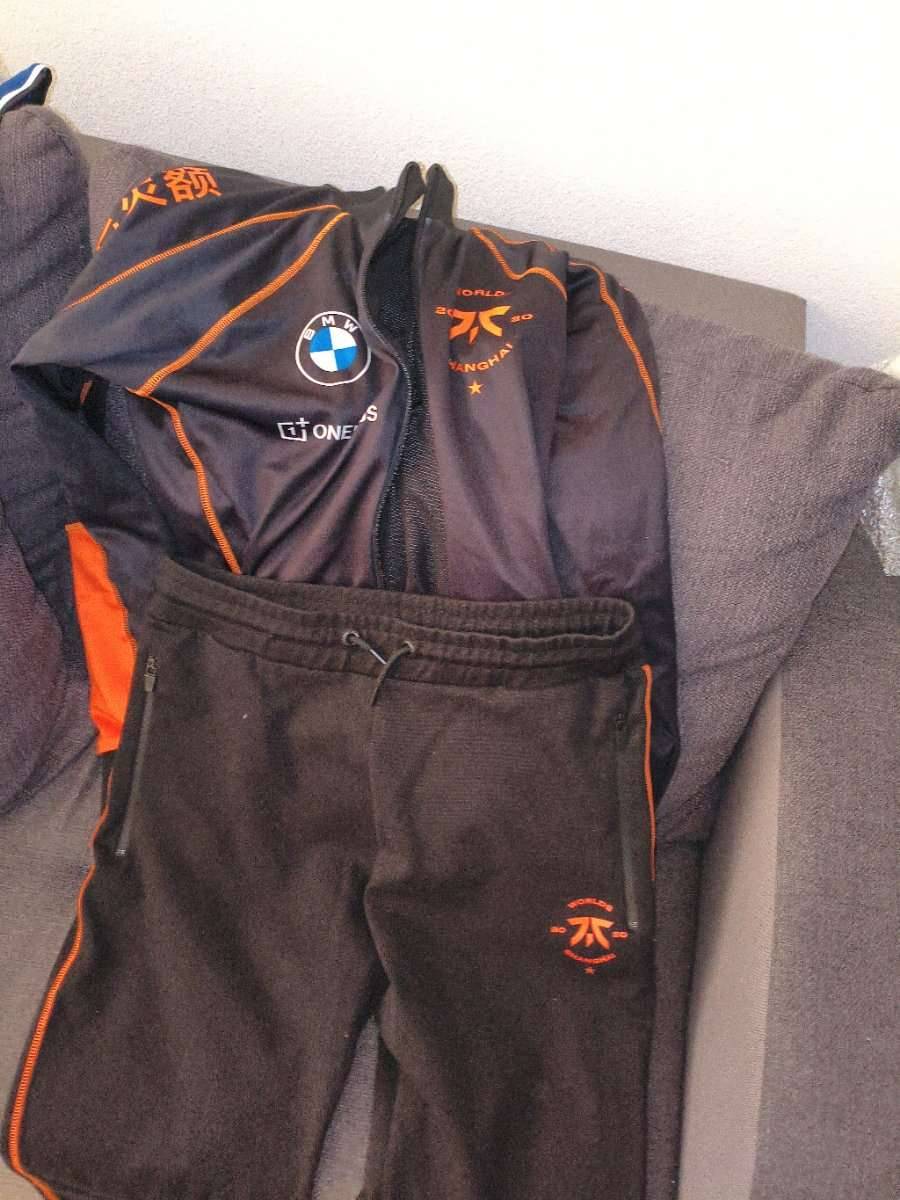 FnaticJoginganzugWorlds2020/L