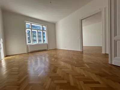 TRAUMHAFTES SANIERTES ALTBAUBÜRO NÄHE ROCHUSMARKT! – Bild 2