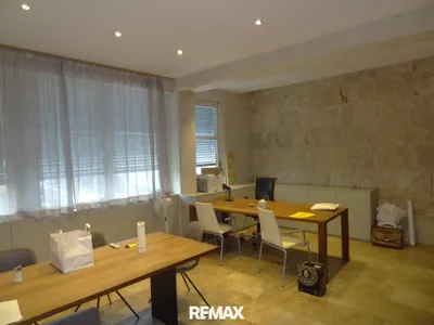 8-Zimmer-Gewerbeimmobilie mieten in Innsbruck-Land – 199 m², € 2.436