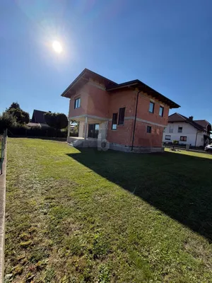 5-Zimmer-Haus kaufen in Melk – 178 m², € 338.000 – Bild 2 von 6