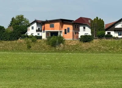 5-Zimmer-Haus kaufen in Melk – 178 m², € 338.000 – Bild 5 von 6